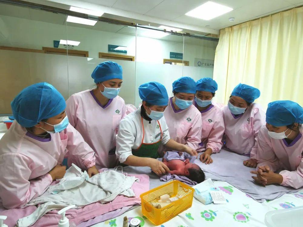 广德市妇婴监护型护送